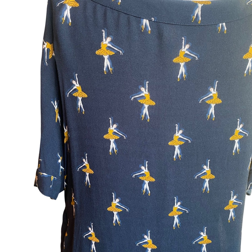 BALLERINA Print Blouse Top Size 6 Navy Blue Boxy Fit Balletcore Dancer Novelty - Picture 6 of 9